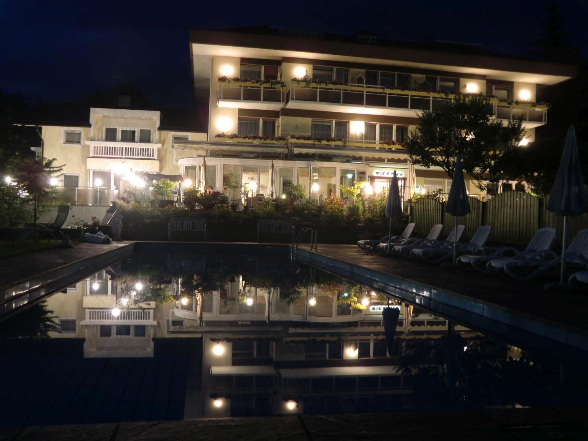 Hotel Tiffany Мерано Экстерьер фото