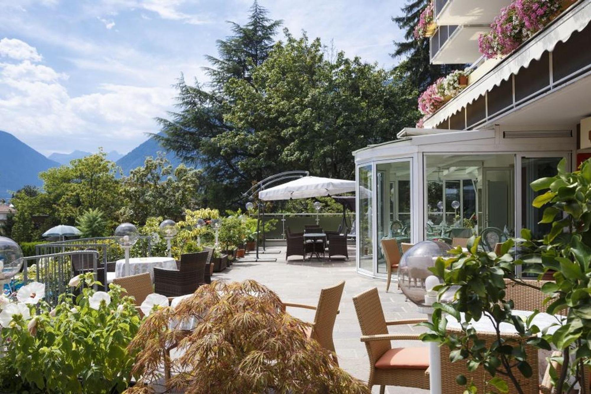 Hotel Tiffany Мерано Экстерьер фото