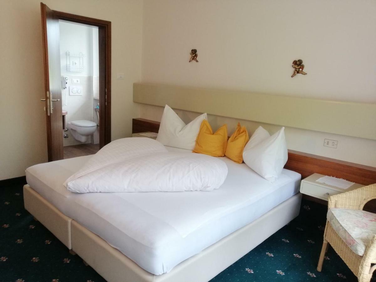 Hotel Tiffany Мерано Экстерьер фото